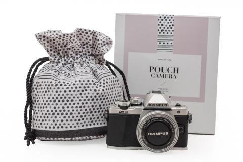 Pouch Camera Killing Me Softly