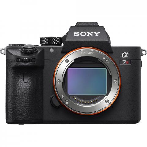 Sony A7R III Front
